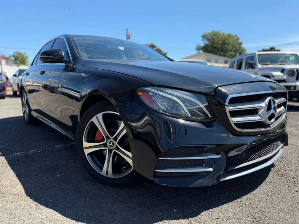 Mercedes-Benz E-Class E 300 Sport 4MATIC Sedan